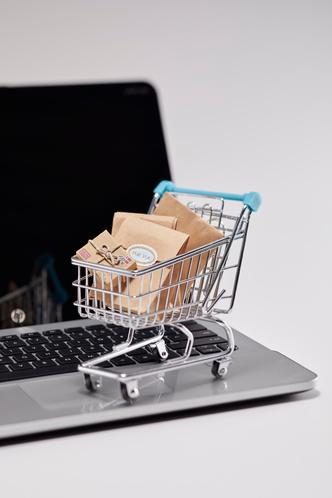 Shopping cart representing packages and bundled offers